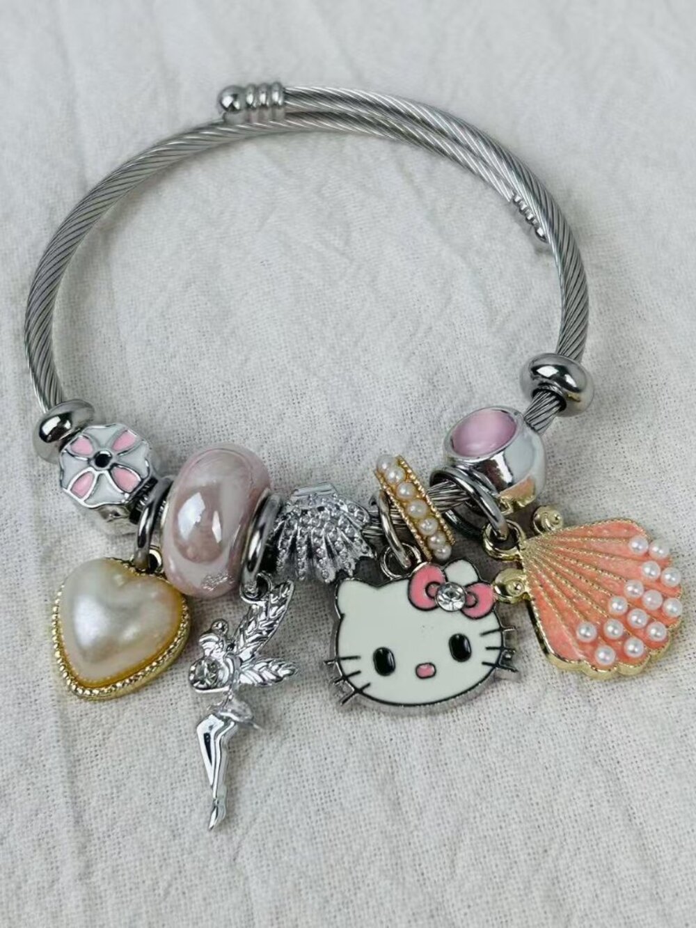 Hello Kitty Bracelet cute